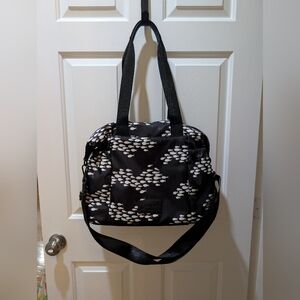Fighting Eel Alia Tote in Black Fish Wave